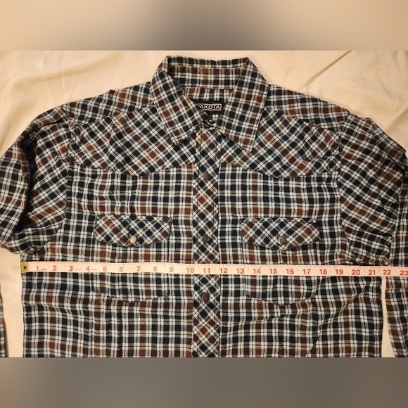 Dakota men's small blue plaid flannel western long sleeve snap fasten shirt - Picture 2 of 8